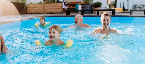 2e3ae1770426e2a88872279c70e42ab79e136fe3-2512_pool_1140x403px_RGB