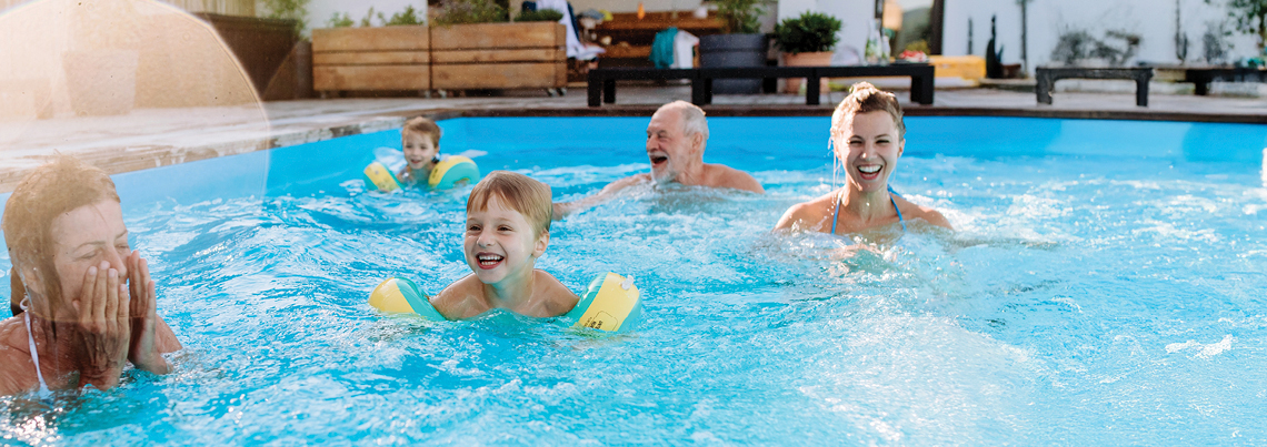 2e3ae1770426e2a88872279c70e42ab79e136fe3-2512_pool_1140x403px_RGB